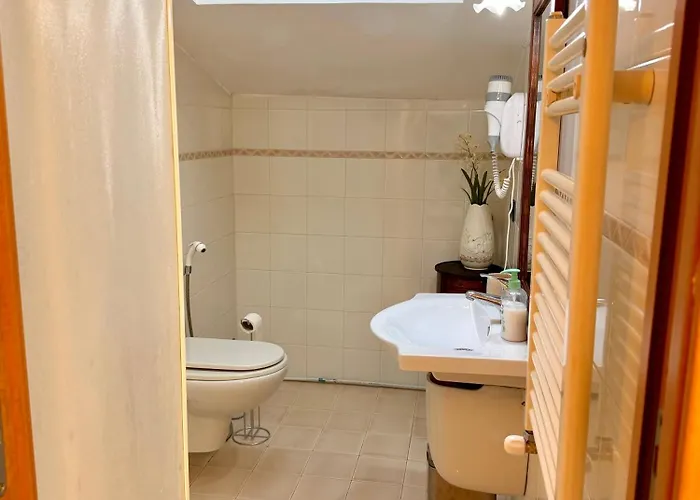 Konukevi Attic Garden 4*